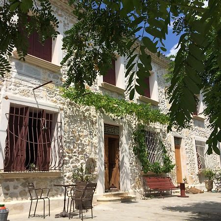 Bed and Breakfast Mas Moineau Mezoargues Экстерьер фото